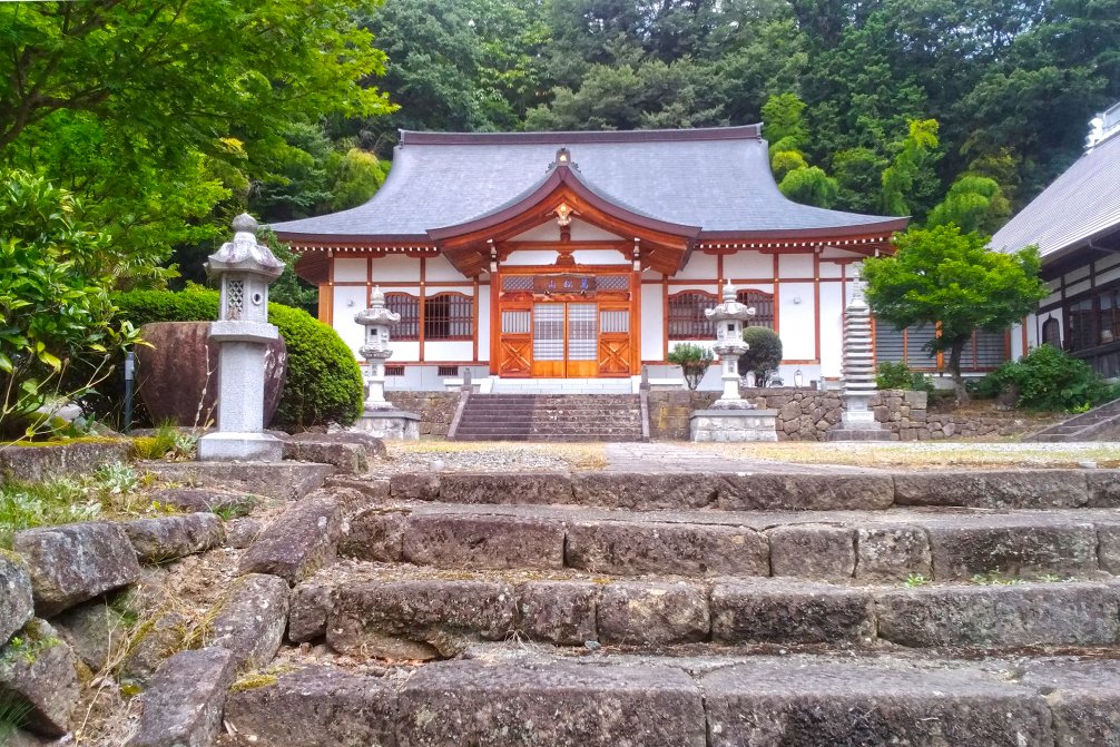 天寧寺・近藤勇の墓の写真